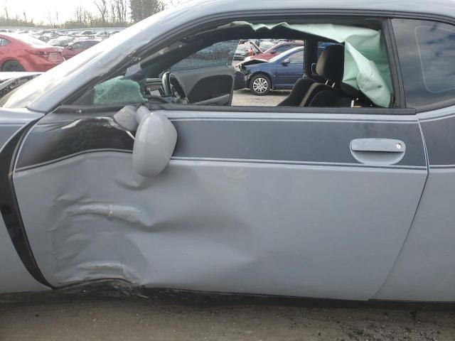 2C3CDZFJ9LH247415 - 2020 DODGE CHALLENGER R/T SCAT PACK SILVER photo 7