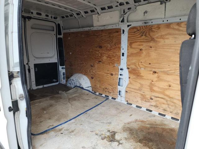 3C6TRVDGXLE109608 - 2020 RAM PROMASTER 2500 HIGH Weiß Foto 8