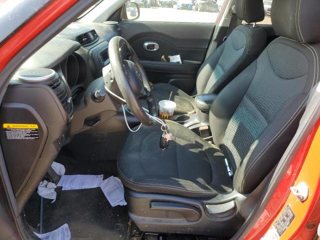 KNDJP3A55F7806671 - 2015 KIA SOUL + RED photo 7