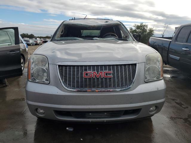 1GKS1AE02BR154619 - 2011 GMC YUKON SLE SILVER photo 5