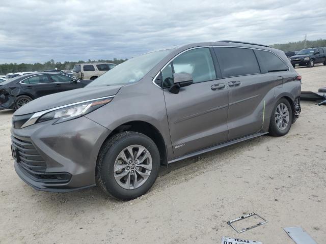 5TDKRKEC2MS040189 - 2021 TOYOTA SIENNA LE GRAY photo 1