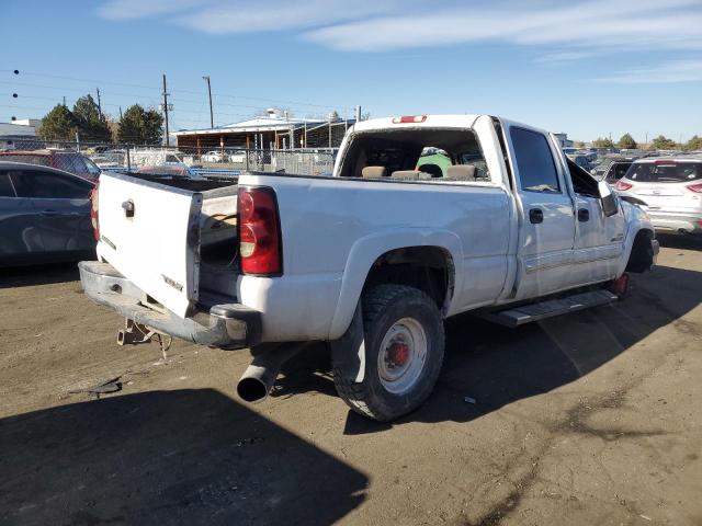 1GCHK23205F936467 - 2005 CHEVROLET SILVERADO K2500 HEAVY DUTY WHITE photo 3