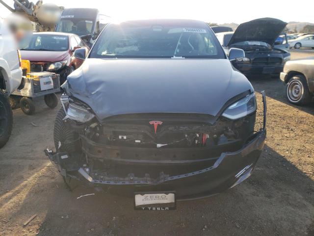 5YJXCBE23HF051050 - 2017 TESLA MODEL X GRAY photo 5