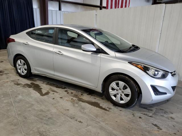 5NPDH4AEXGH749784 - 2016 HYUNDAI ELANTRA SE SILVER photo 4