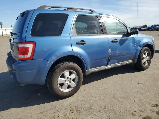 1FMCU03769KA80797 - 2009 FORD ESCAPE XLT BLUE photo 3