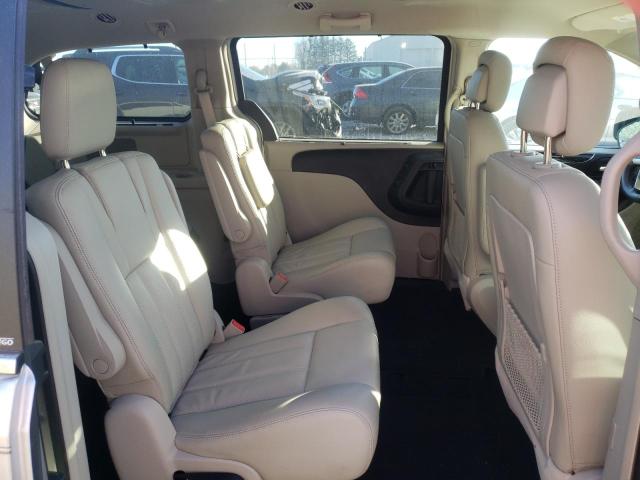 2A4RR8DG2BR675984 - 2011 CHRYSLER TOWN & COU TOURING L SILVER photo 10