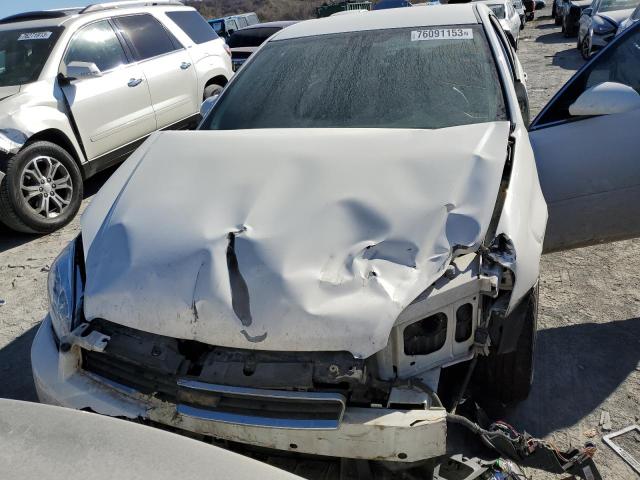 2G1WB58K579394515 - 2007 CHEVROLET IMPALA LS WHITE photo 11