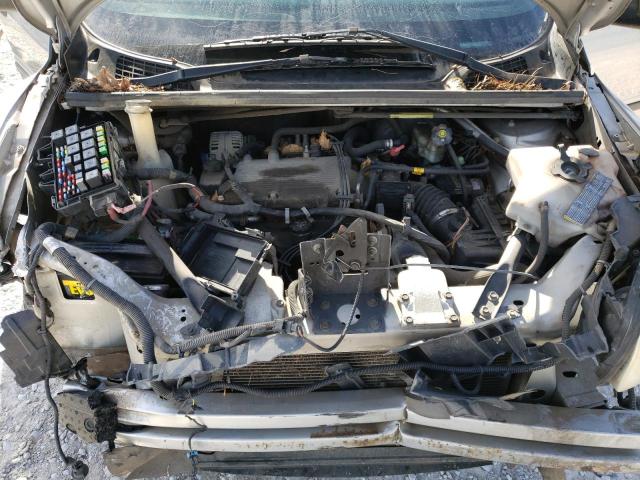 1GNDV23L56D226158 - 2006 CHEVROLET UPLANDER LS SILVER photo 12