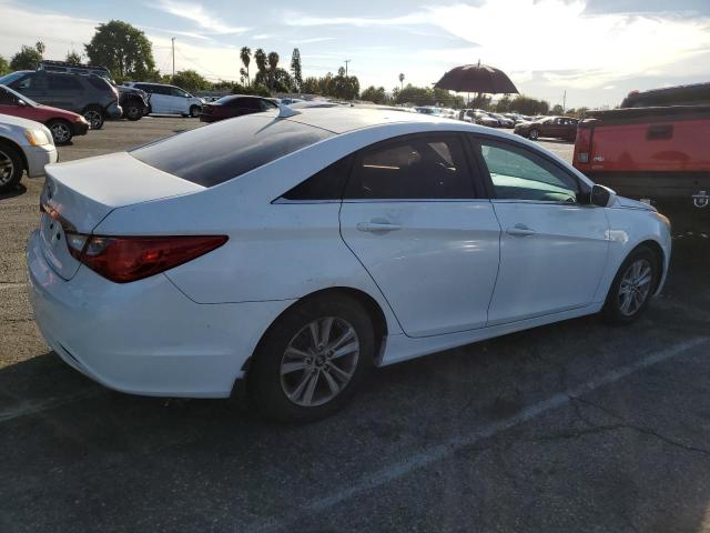 5NPEB4ACXCH390497 - 2012 HYUNDAI SONATA GLS WHITE photo 3