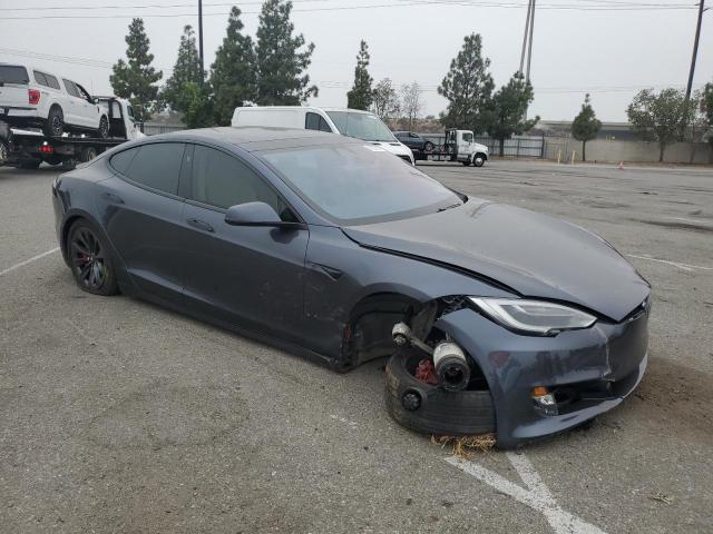 5YJSA1E42HF227582 - 2017 TESLA MODEL S GRAY photo 4