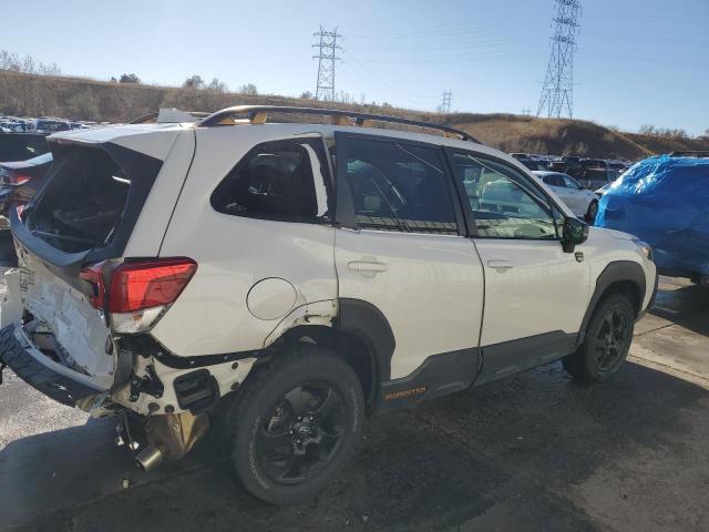 JF2SKAMC3NH448837 - 2022 SUBARU FORESTER WILDERNESS WHITE photo 3