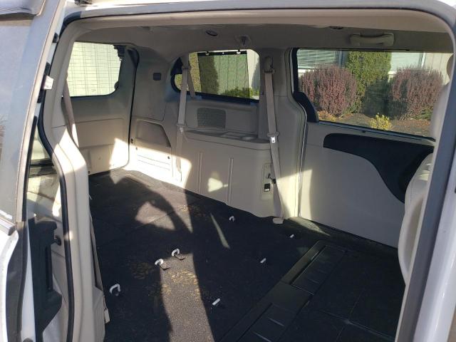 2C4RC1CG2CR250542 - 2012 CHRYSLER TOWN & COU TOURING L WHITE photo 11