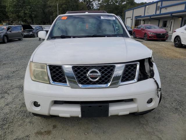 5N1AR18U66C650901 - 2006 NISSAN PATHFINDER LE WHITE photo 5