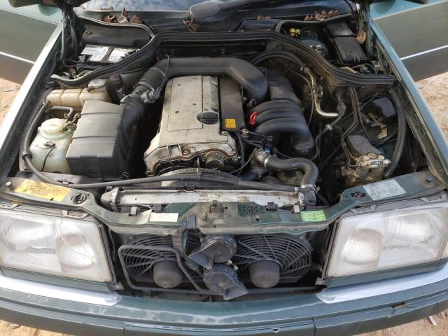 WDBEA32E9SC172766 - 1995 MERCEDES-BENZ E 320 BASE GREEN photo 11