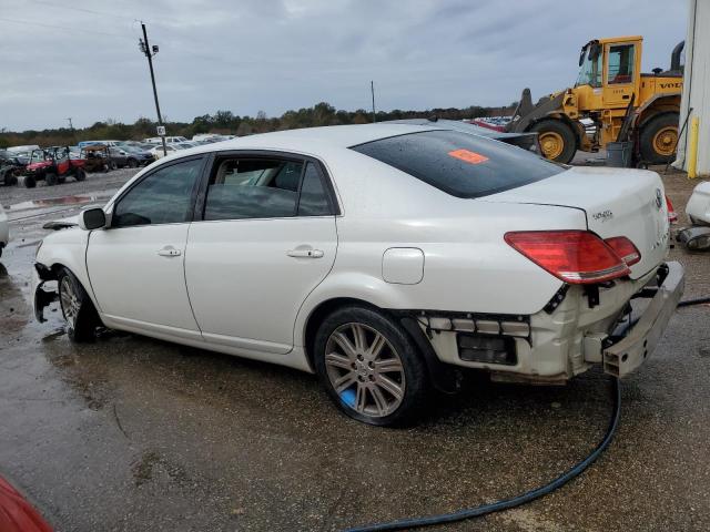 4T1BK36B95U052414 - 2005 TOYOTA AVALON XL WHITE photo 2