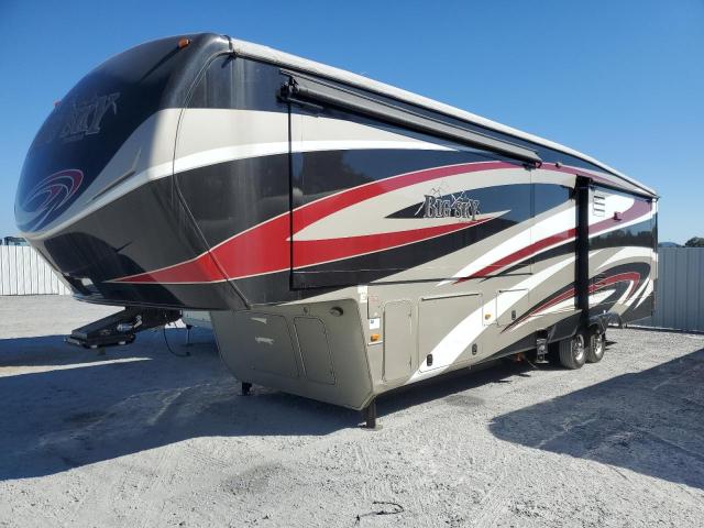 4YDF37825FA710060 - 2015 KEYSTONE MONTANA BEIGE photo 2