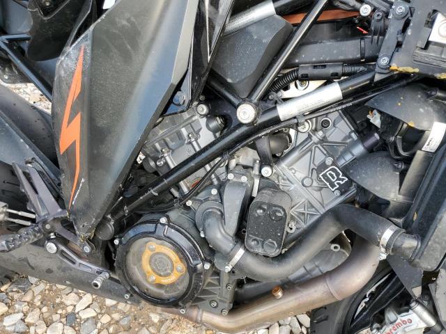 VBKV39403JM986354 - 2018 KTM 1290 SUPER DUKE R BLACK photo 11