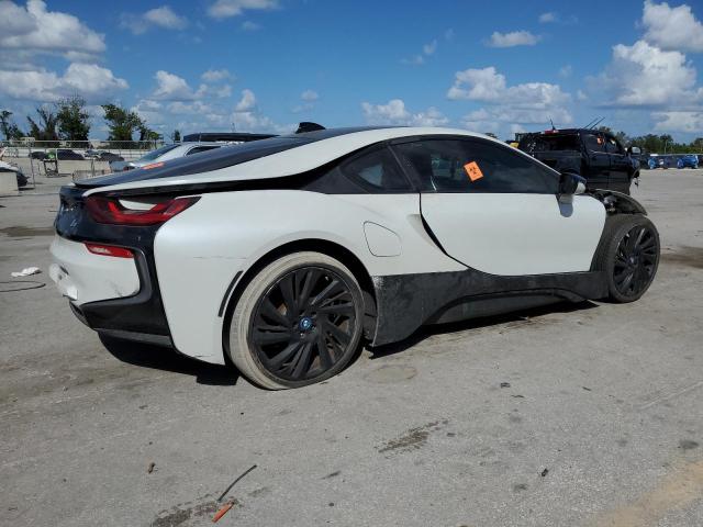 WBY2Z2C50FV392795 - 2015 BMW I8 WHITE photo 3