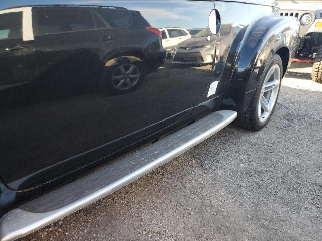 1GCES14P64B108386 - 2004 CHEVROLET SSR 黑色 照片 12