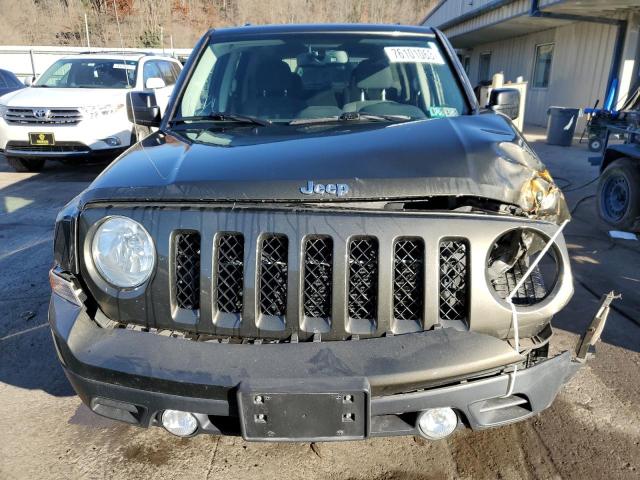 1C4NJRFB0FD280021 - 2015 JEEP PATRIOT LATITUDE GREEN photo 5