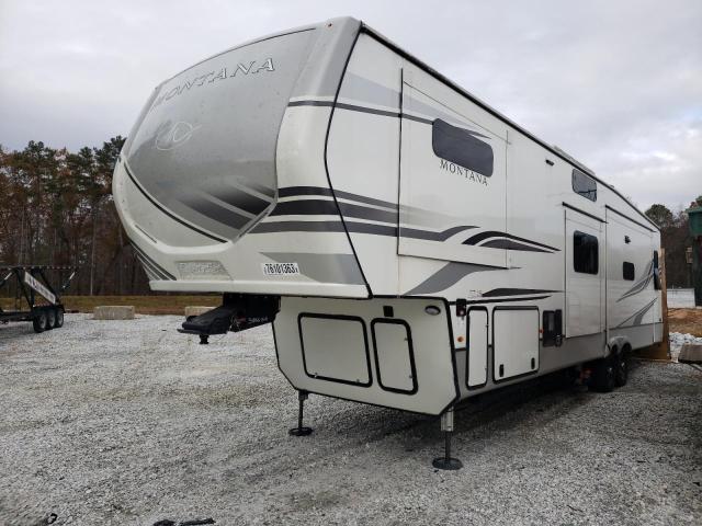 4YDFM0T2XN4702481 - 2022 KEYSTONE MONTANA TWO TONE photo 3