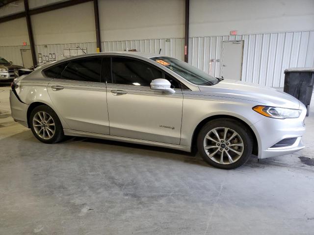 3FA6P0LU8HR243979 - 2017 FORD FUSION SE HYBRID SILVER photo 4