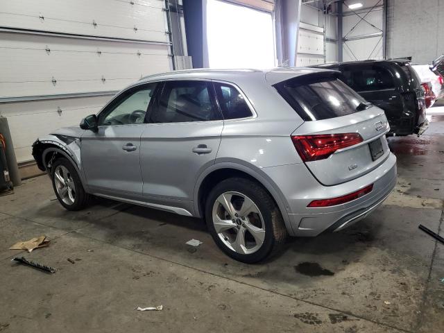 WA1CAAFY0M2056683 - 2021 AUDI Q5 PRESTIGE SILVER photo 2