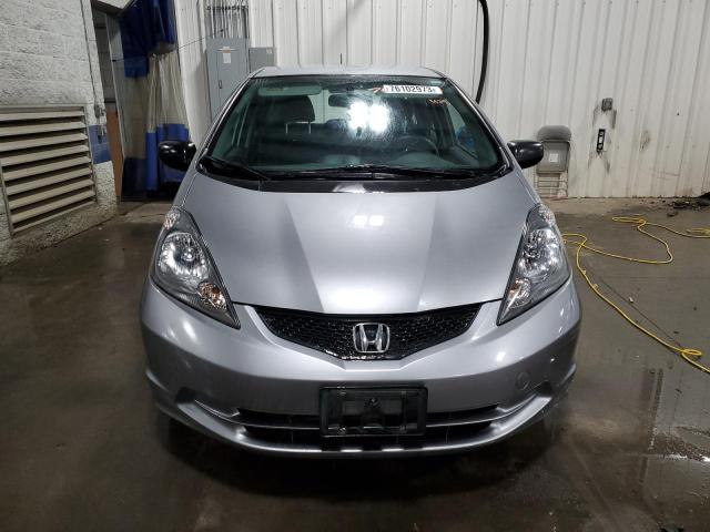 JHMGE87269S037687 - 2009 HONDA FIT SILVER photo 5