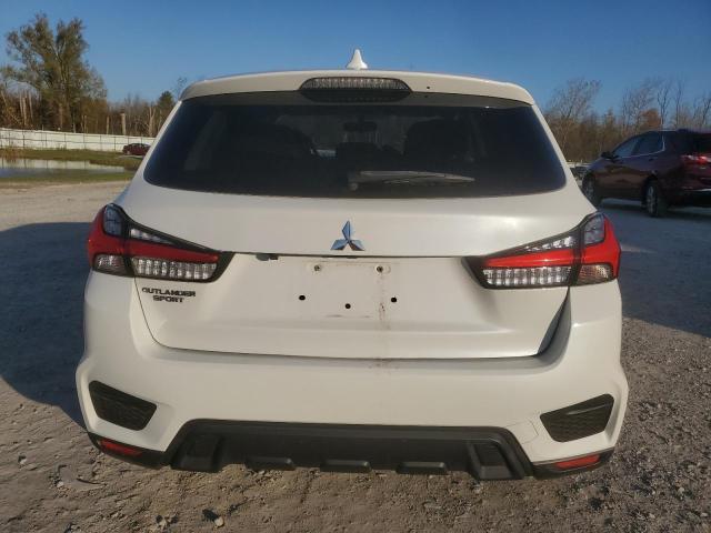 JA4AP3AU5LU021467 - 2020 MITSUBISHI OUTLANDER ES WHITE photo 6