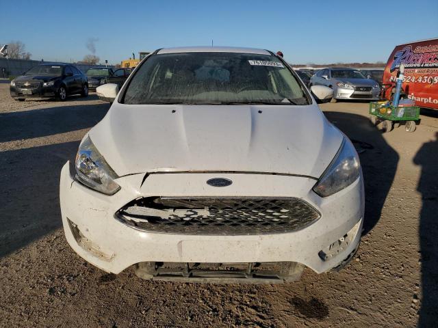 1FADP3K2XHL247958 - 2017 FORD FOCUS SE WHITE photo 5