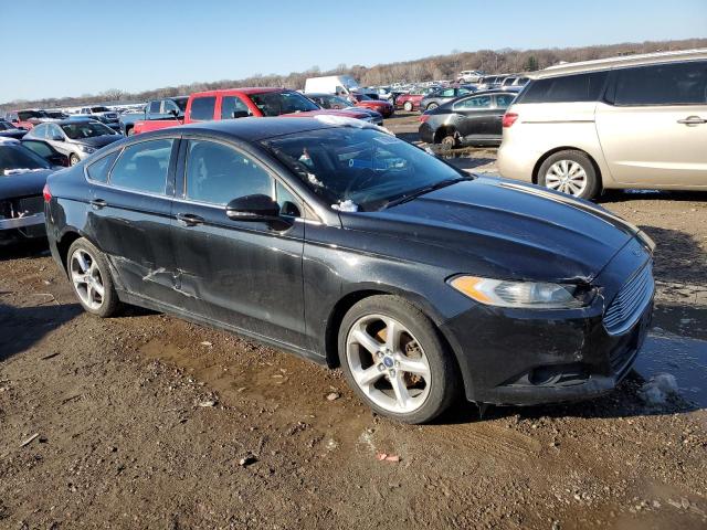 3FA6P0H90FR268361 - 2015 FORD FUSION SE BLACK photo 4