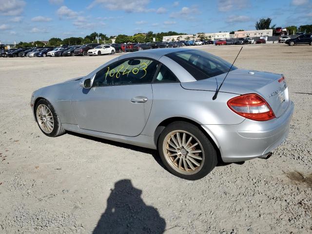 WDBWK56F96F114242 - 2006 MERCEDES-BENZ SLK 350 SILVER photo 2