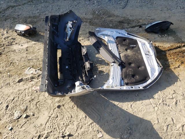 MAJ3P1TE6JC243520 - 2018 FORD ECOSPORT SE Silber Foto 13