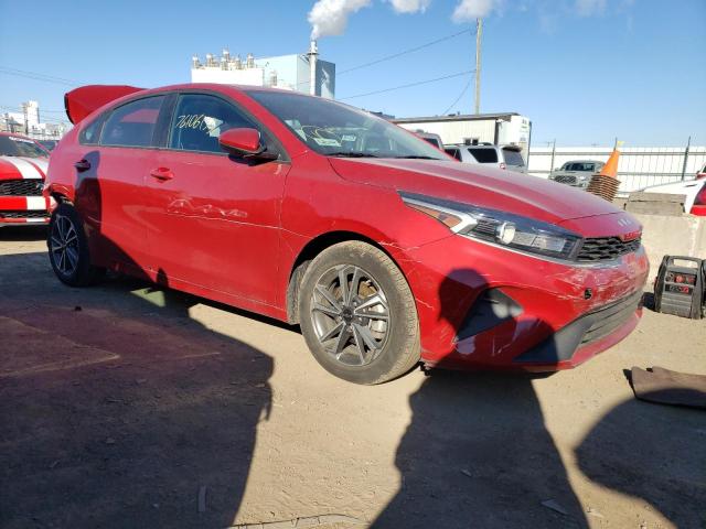 3KPF24AD4NE464405 - 2022 KIA FORTE FE RED photo 4