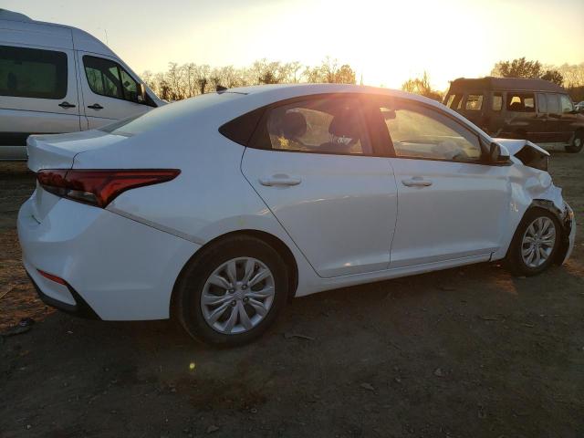 3KPC24A36KE060706 - 2019 HYUNDAI ACCENT SE WHITE photo 3