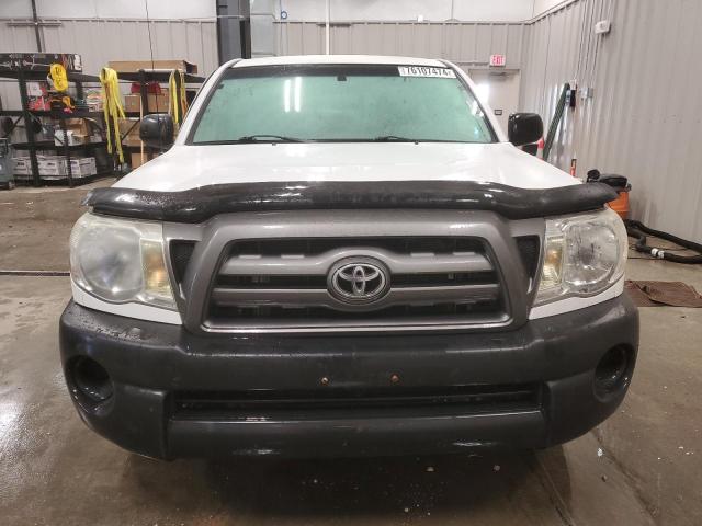 5TENX4CN7AZ697426 - 2010 TOYOTA TACOMA WHITE photo 5