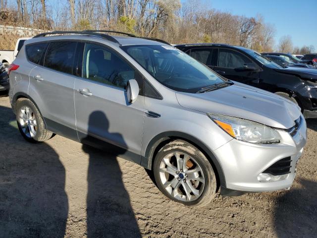 1FMCU9H90DUD89368 - 2013 FORD ESCAPE SEL SILVER photo 4