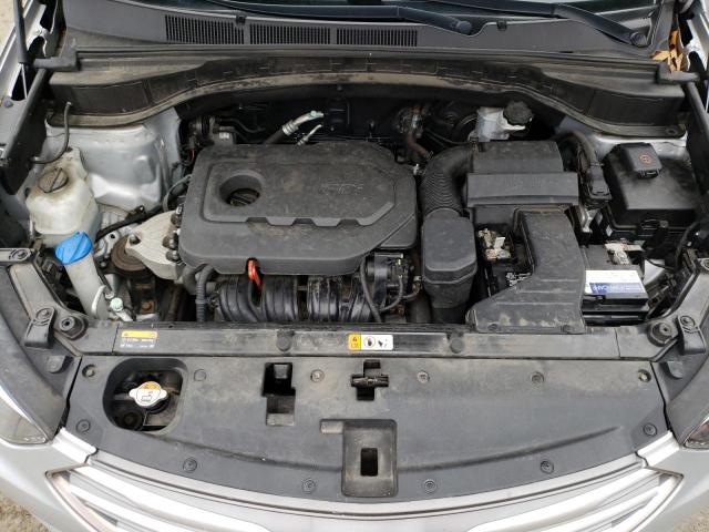 5XYZTDLB0HG442463 - 2017 HYUNDAI SANTA FE S SILVER photo 11