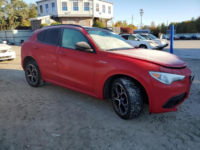 ZASPAKBN9N7D29088 - 2022 ALFA ROMEO STELVIO TI RED photo 4