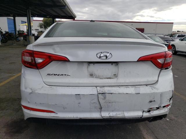 5NPE24AF5HH583111 - 2017 HYUNDAI SONATA SE WHITE photo 6