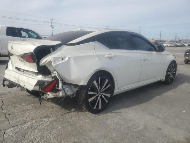 1N4BL4CV7LC205306 - 2020 NISSAN ALTIMA SR WHITE photo 3