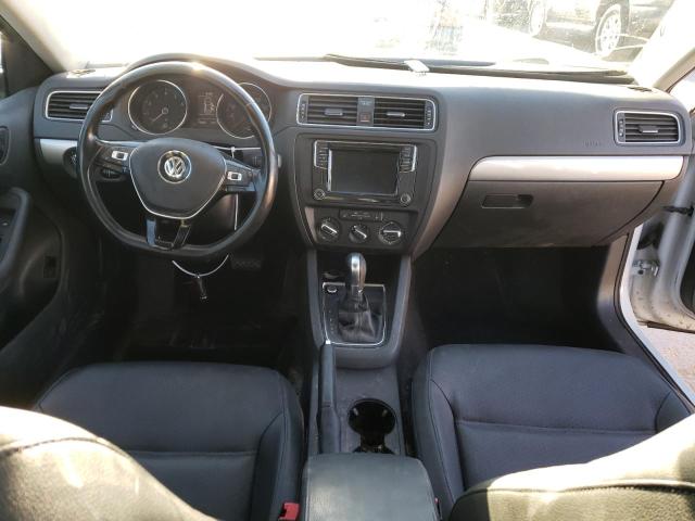 3VWDB7AJ9HM311976 - 2017 VOLKSWAGEN JETTA SE 银色 照片 8