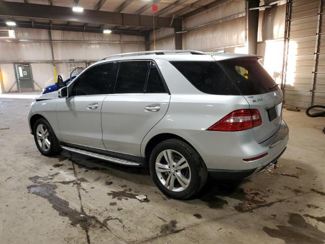 4JGDA5HB0FA543820 - 2015 MERCEDES-BENZ ML 350 4MATIC SILVER photo 2