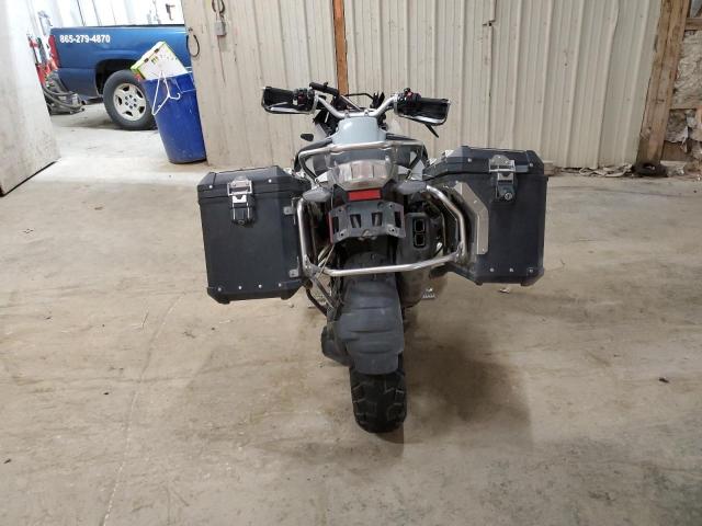 WB10M130XN6F13816 - 2022 BMW R 1250 GS ADVENTURE SILVER photo 4