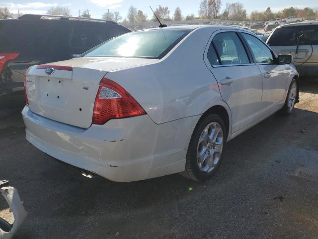 3FAHP0HA1AR157443 - 2010 FORD FUSION SE WHITE photo 3