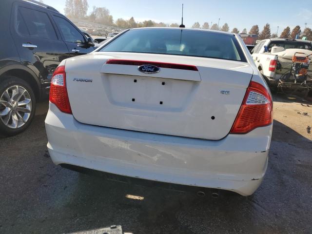 3FAHP0HA1AR157443 - 2010 FORD FUSION SE WHITE photo 6