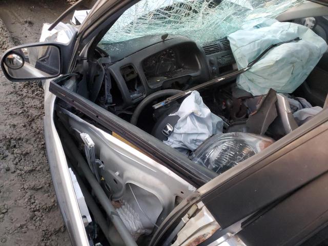 2HGES16364H635752 - 2004 HONDA CIVIC DX VP GRAY photo 8