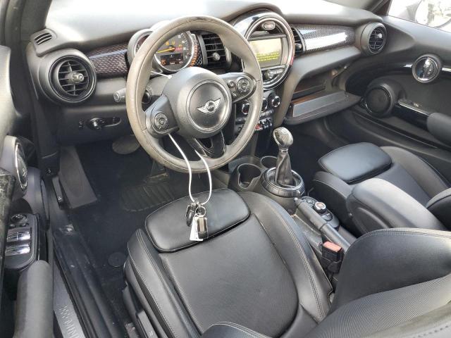 WMWWG9C55H3C80705 - 2017 MINI COOPER S SILVER photo 8