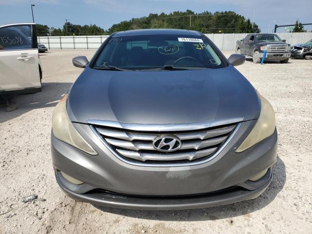 5NPEC4AC4BH160322 - 2011 HYUNDAI SONATA SE GRAY photo 5