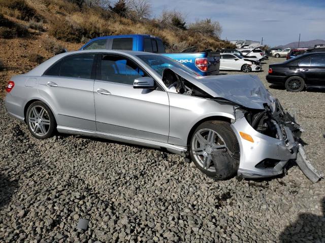 WDDHF8HB3AA127073 - 2010 MERCEDES-BENZ E 350 4MATIC SILVER photo 4